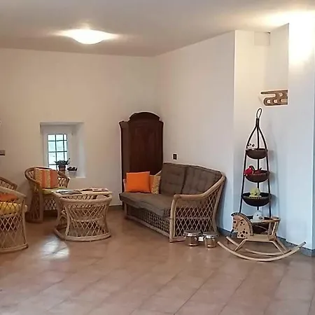 Prato Solaro Bed & Breakfast 3*